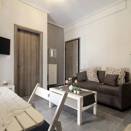 Luxury Flat In Hilton, Central Athens, 3' Metro, Vfm! 외부 사진