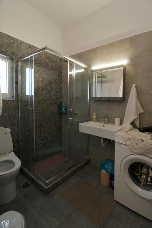 Luxury Flat In Hilton, Central Athens, 3' Metro, Vfm! 외부 사진